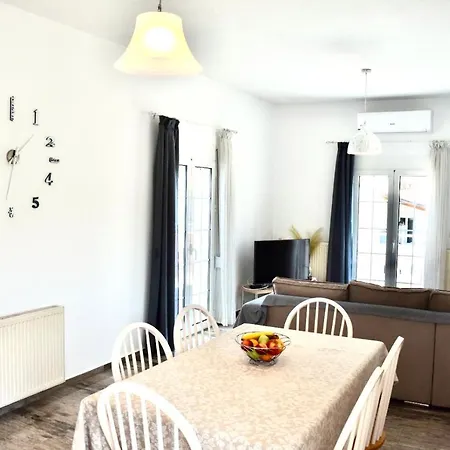 Cozy Renovated 